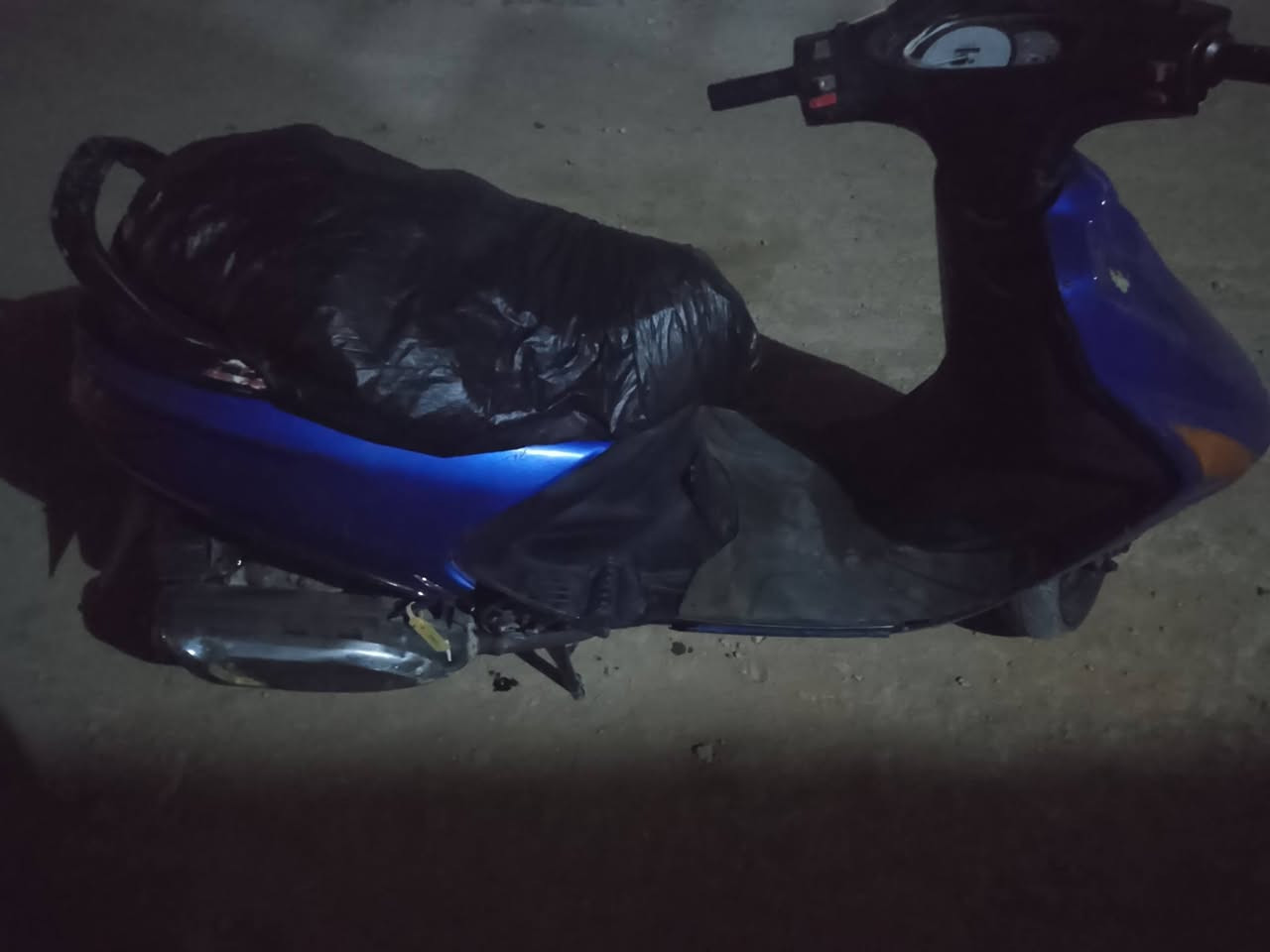 السلام عليكم دراجه للبيع فراشه نظيفه بس بيها خيط بخار قليل سعر 175
بيها مجال شراي تعال خاص رقم ***********
