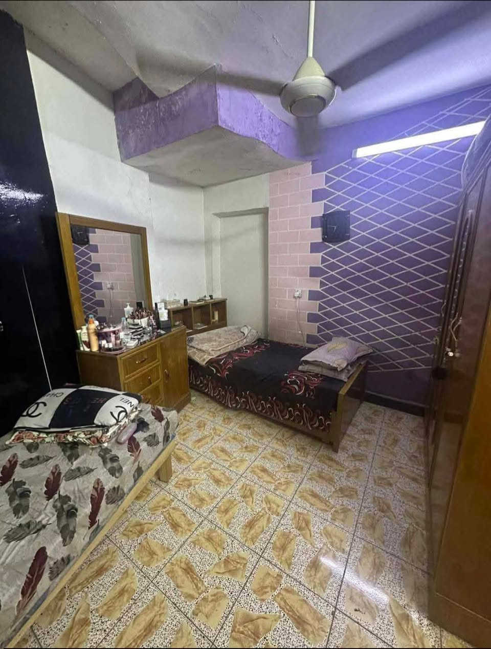 دار للبيع في منطقة السيدية شارع العلوة 
قرب اسواق الواحة  قريب على الخط السريع
خلف شركة ومعرض سردار للسيارات
الشارع عريض ( طبكة لسيارتين )
البيت مقابله حديقه تشجير
المساحة ٤٥ بالسند واقع حال 50
للاستفسار
📌📌 ( على الخاص فقط او الاتصال على الرقم  )
📌📌واتساب  ***********
