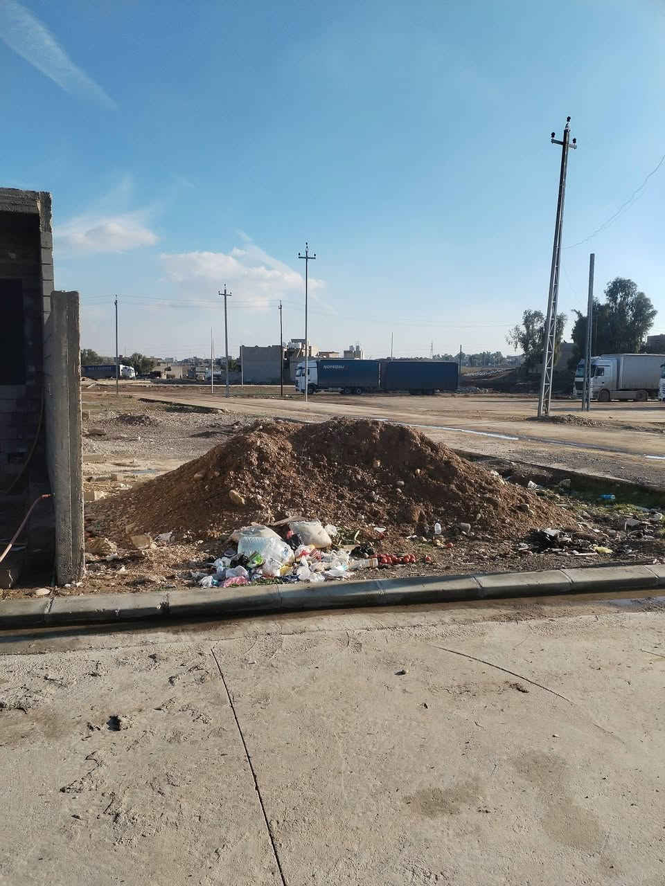 هيكل للبيع القوسيات قرب كلية الحياة
مجمع المرشد
يبعد عن شارع دهوك 150 متر
مساحة 145متر مع خدمات كامله ماي كهرباء تبليط
ستفسار *********** وتساب
