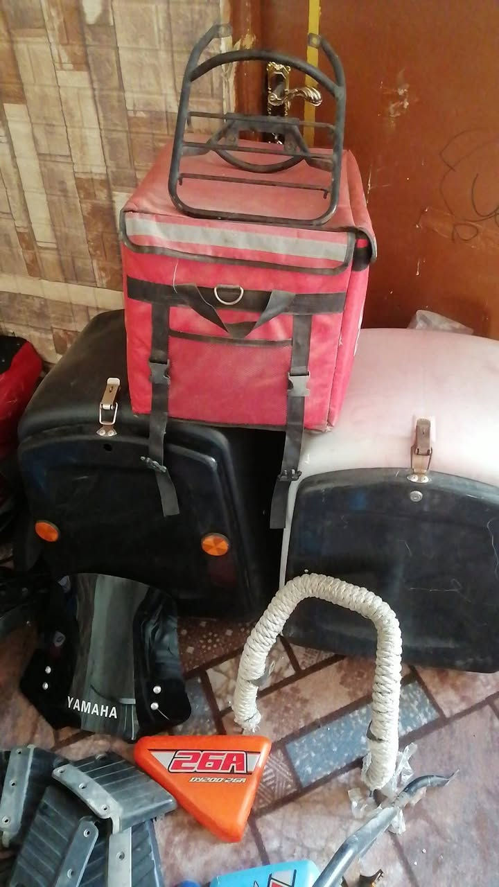 السلام عليكم غراض تفصيخ للبيع كلمن وسعره
العنوان حله ورديه خارج مقابل علوة المخضر ***********
