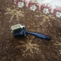 يده مال سياره يارس ياباني يده مالت الضوء جديده بل جيس مامشتغله للاتصال...