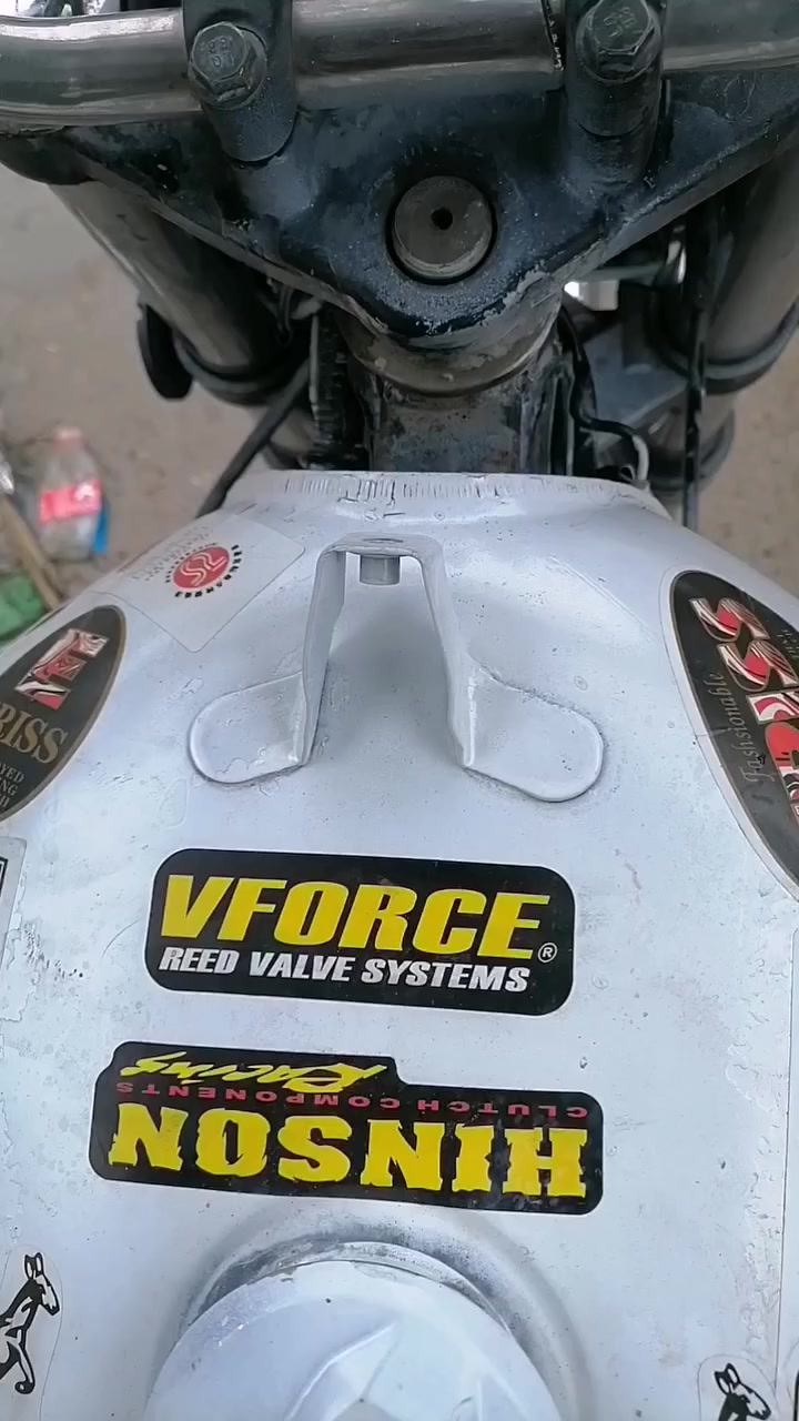 سلام علیکم ئەم ماتورە بوفروشتن یان گورینەوە مودیلی 2020اوراق وپلیتە بەشەرتی گیر ومکینە نرخی 850وکەمیک معملە  شوینم کەلارە مشتەریت نامە بنیرەە
سوپاس ادمین گیان


**إذا كنت صاحب هذا الإعلان وتريد حذفه لأي سبب، رجاءا أرسل رسالة إلى الدعم الفني**