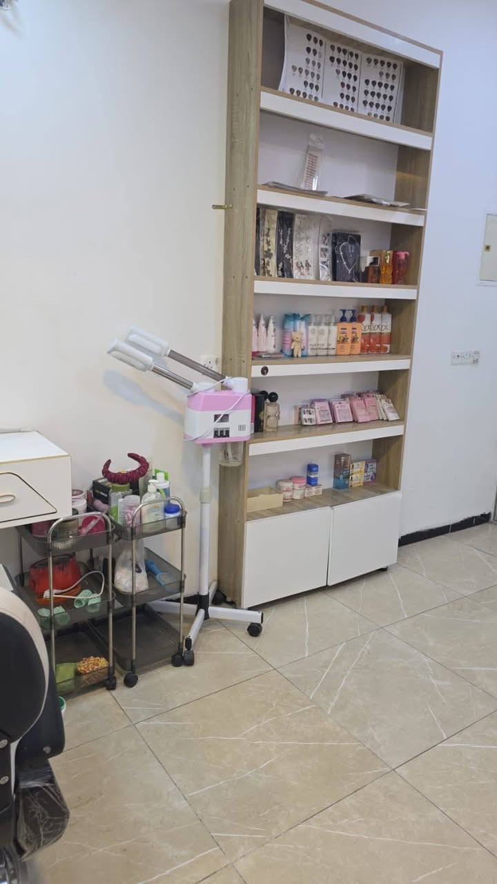 للبيع غراض صالون العنران بغداد الدورة جمعية خير الله *********** للتواصل
