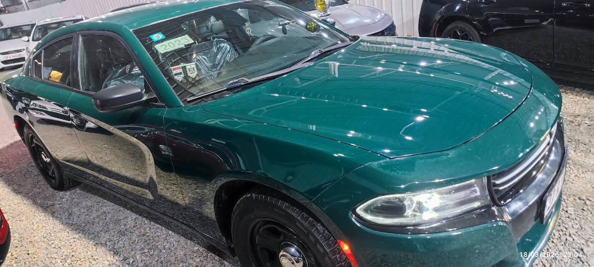 السلام عليكم معرض الماجد يرحب بكم احبتي 
جارجر بوليسي گير تعليك  2023 مكفولة لا الضربة ولا الصبغ  ولا غرق 😍😍

المواصفات واضحة بالصور 
للمزيد من المعلومات الاتصال على الرقم ***********
او زيارة معرضنا الكائن في الناصرية شارع يا حسين
