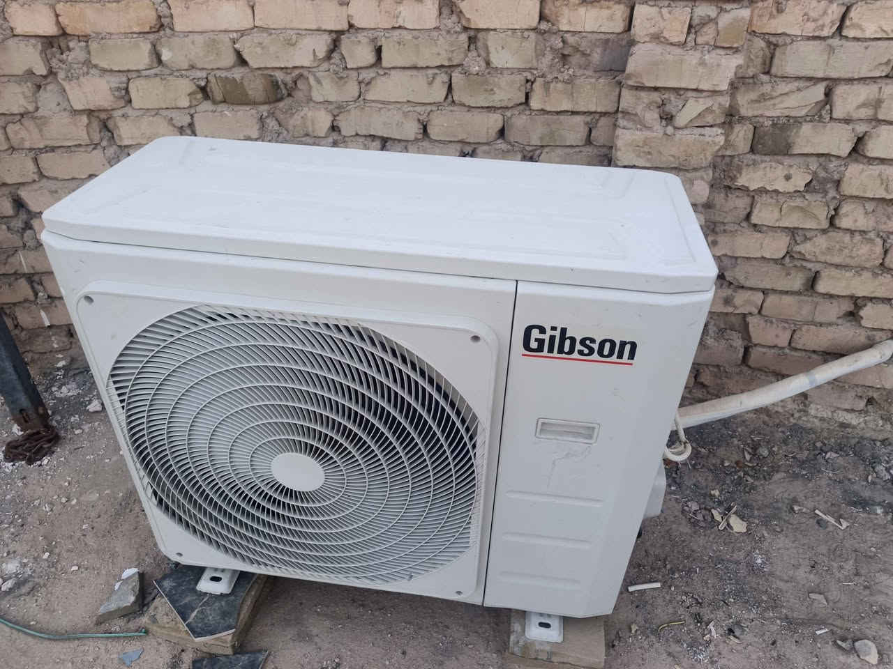 سبلت كنتوري للبيع جبسون طن جديد كلش مستعمل شهرين السعر 950قفل  مكاني كربلاء البوبيات عمود 55 
*********** كربلاء, العراق
