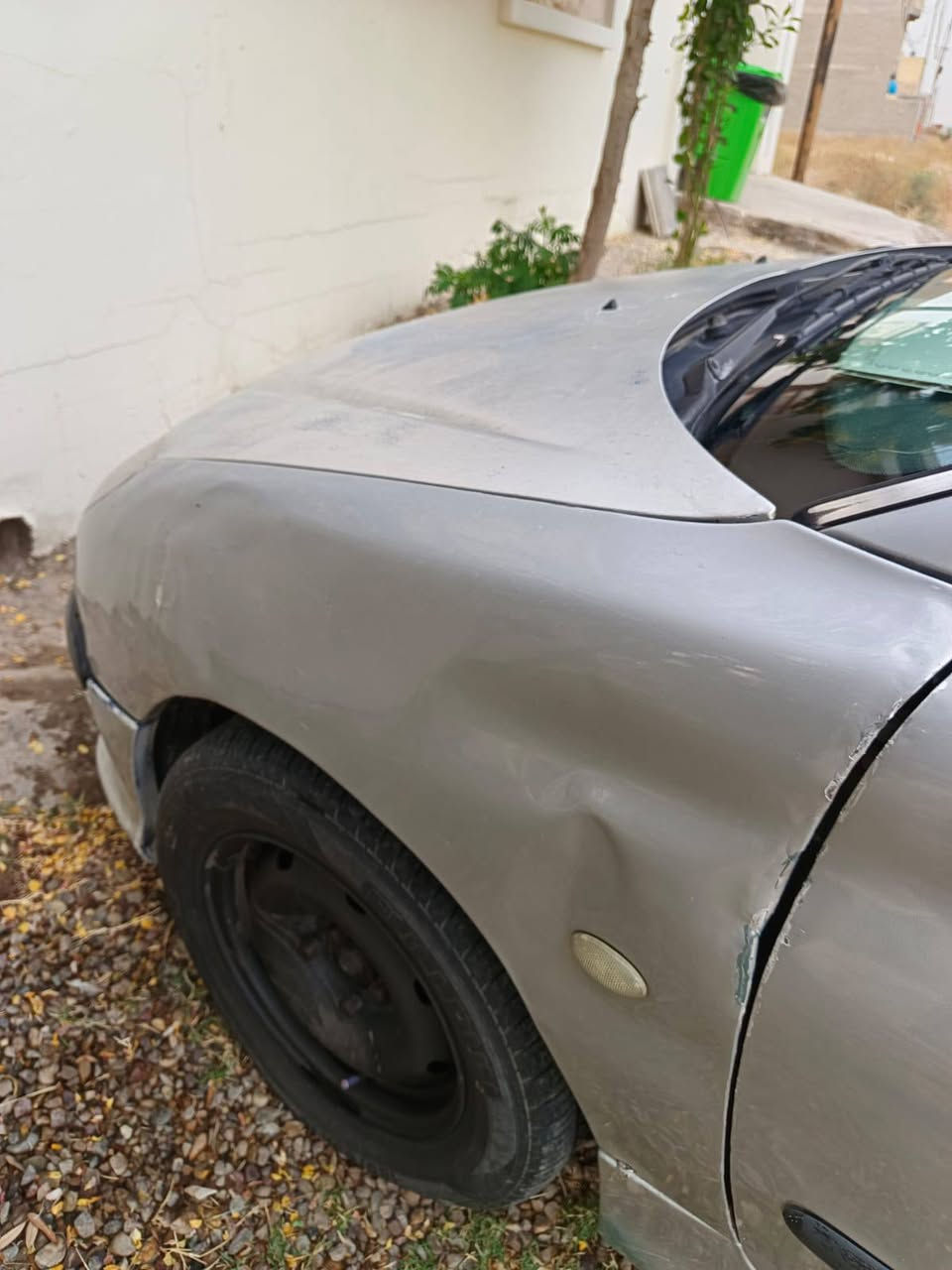 السلام عليكم... بيجو ٢٠٦ موديل ٢٠٠٩ ... نظيفة نوعاً ما وماشية ١٨٢ ألف.... السيارة المحرك ما شاء الله تحفة.. والگير أوتوماتيك ويحتاج إلى تبديل جوزات لزيادة الكفاءة... الرقم بغداد جديد وسنوية لل٢٩ يله تنتهي... التايرات والبطارية بحالة جيدة.. الصدر الخلفي جيد جداً.. الصدر الأمامي جيد بعض الشيء... التبريد نقص فقط غاز.. السيارة مصبوغة حزام وهم جاردة بسبب اللون والحرارة وجو العراق... وهاي أهم التفاصيل.. السعر المطلوب ٤٨ وبيها مجال بسيط.. للتواصل على الخاص ومن الله التوفيق


**إذا كنت صاحب هذا الإعلان وتريد حذفه لأي سبب، رجاءا أرسل رسالة إلى الدعم الفني**