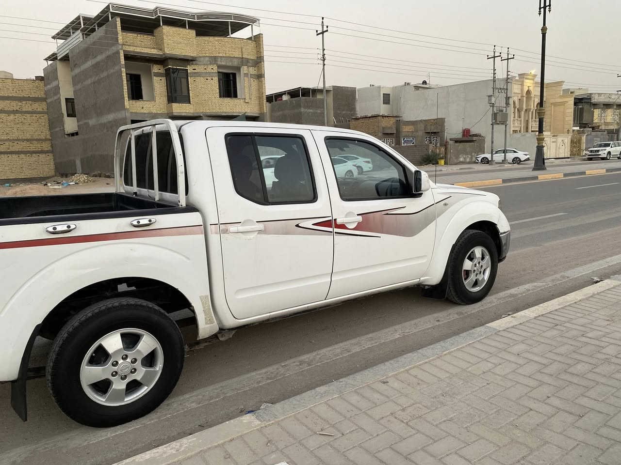 اللهم صلي على محمد وآل بيت محمد

نيفارا ادوات ادوات SE 2014 اوتماتيك بيهة ارقام
 وسنوية شمالي طبق الاصل محرك وكير مكفولات 
تخم تاير  تبريد ثلج  حداديه نضيفه 90%
السيارة كصه حوض دخول من الكويت مكفوله 
سرقات وعشائر السعر 60 وبيه مجال للطيبين
العنوان البصرة 
ما متواجد عله الفيس اتصال فقط
للاستفسار الاتصال ع ***********
