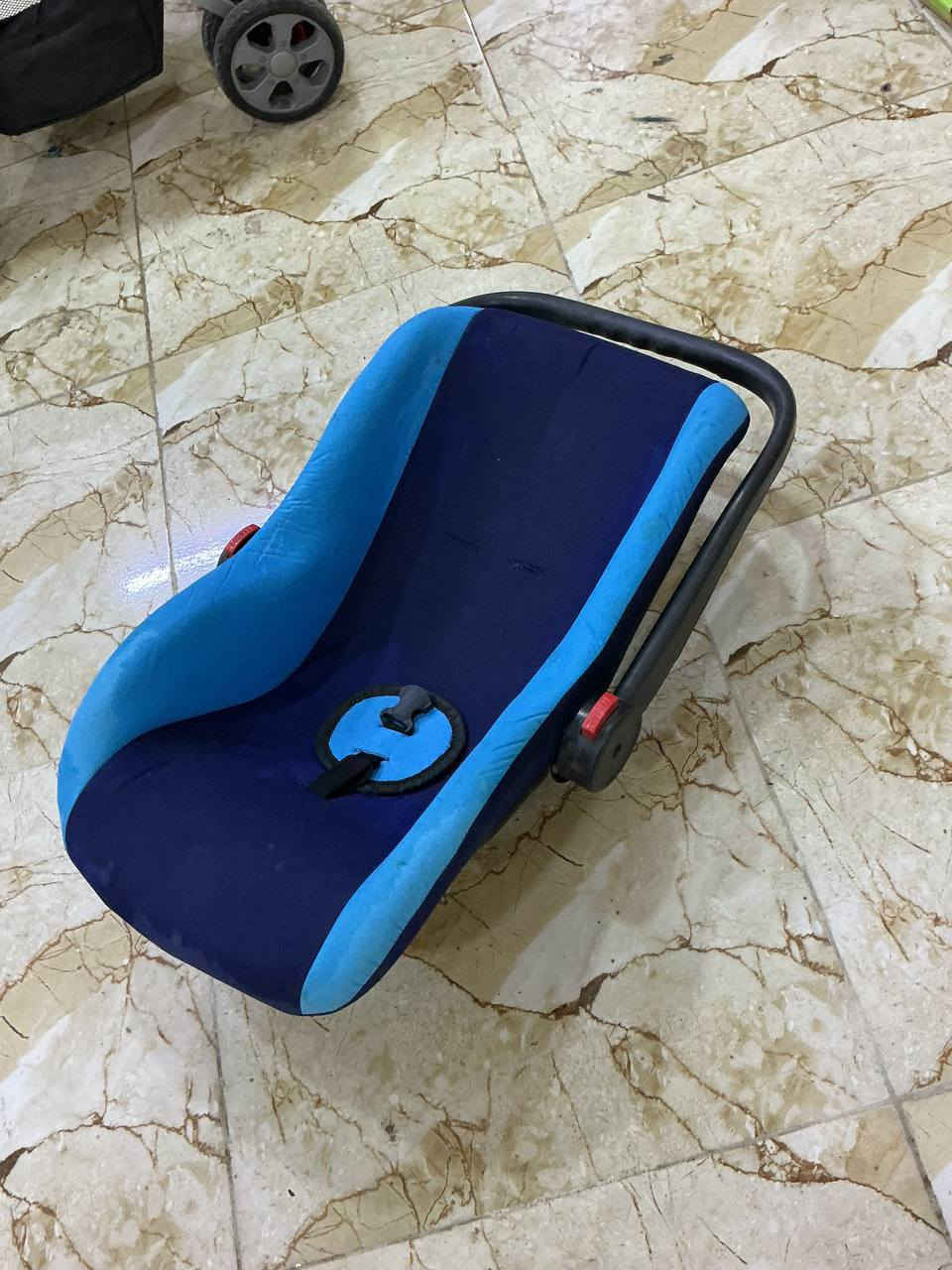 عربانه  + كرسي سياره + حوض سباحه هديه.  العنوان بغداد  شهداء البياع


**إذا كنت صاحب هذا الإعلان وتريد حذفه لأي سبب، رجاءا أرسل رسالة إلى الدعم الفني**