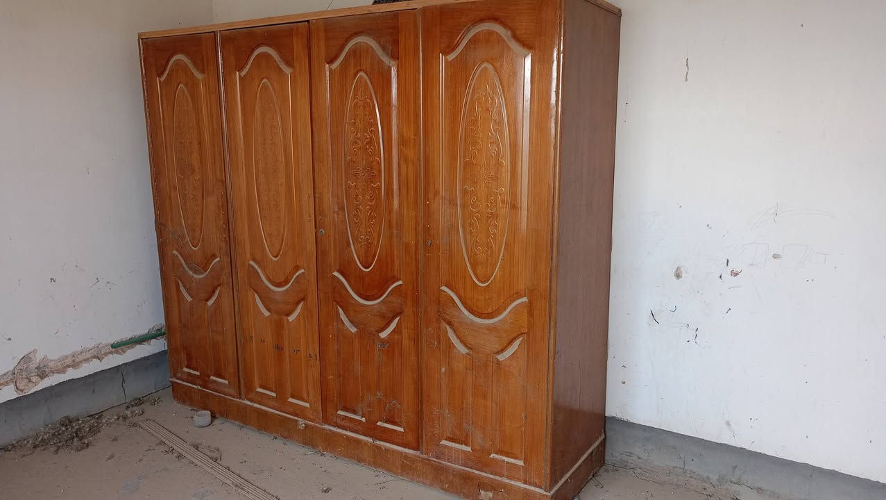 للبيع نضيفات عنوان بغداد ***********
