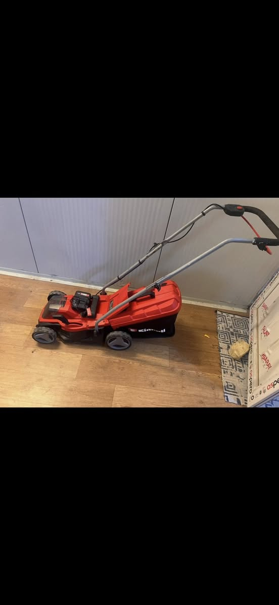 السلام عليكم مكينه ثيل باله استرالي اخت جديده درجه أولى شغاله بطاريه جديد السعر 75 قفل
العنوان: بغداد- لغزاليه


**إذا كنت صاحب هذا الإعلان وتريد حذفه لأي سبب، رجاءا أرسل رسالة إلى الدعم الفني**