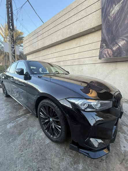 السلام عليكم شباب 
للبيع Bmw330i
ماشيه 17الف فقط 
فول سلايت 
موديل 2024
بدون تبدليل 
بدون صبغ 
فقط بارد بارد فقط باب الصدر 
اربيل باسمي 
مكانها الجادرية 
الرقم. *********** 
السعر 34ونص وبيها مجال
