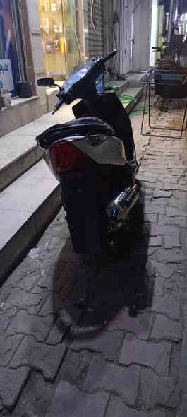 دراجه ثعلب خير من الله جديده مكينه ابلد برغي ما مفتوح بيه المكينه الكفرات امبدلات ول دراجه خير من الله معدل مشي شلعه خير من الله الدراجه وبيه صلنصه رياضي بور عدل ول دراجه كله كل نقص ما بيه كل نقص ما بيه تنكر سلف وتطلع مكاني بغداد الحريه تواصل بس عل  رقم *********** تواصل عل رقم وتساب هم موجود
