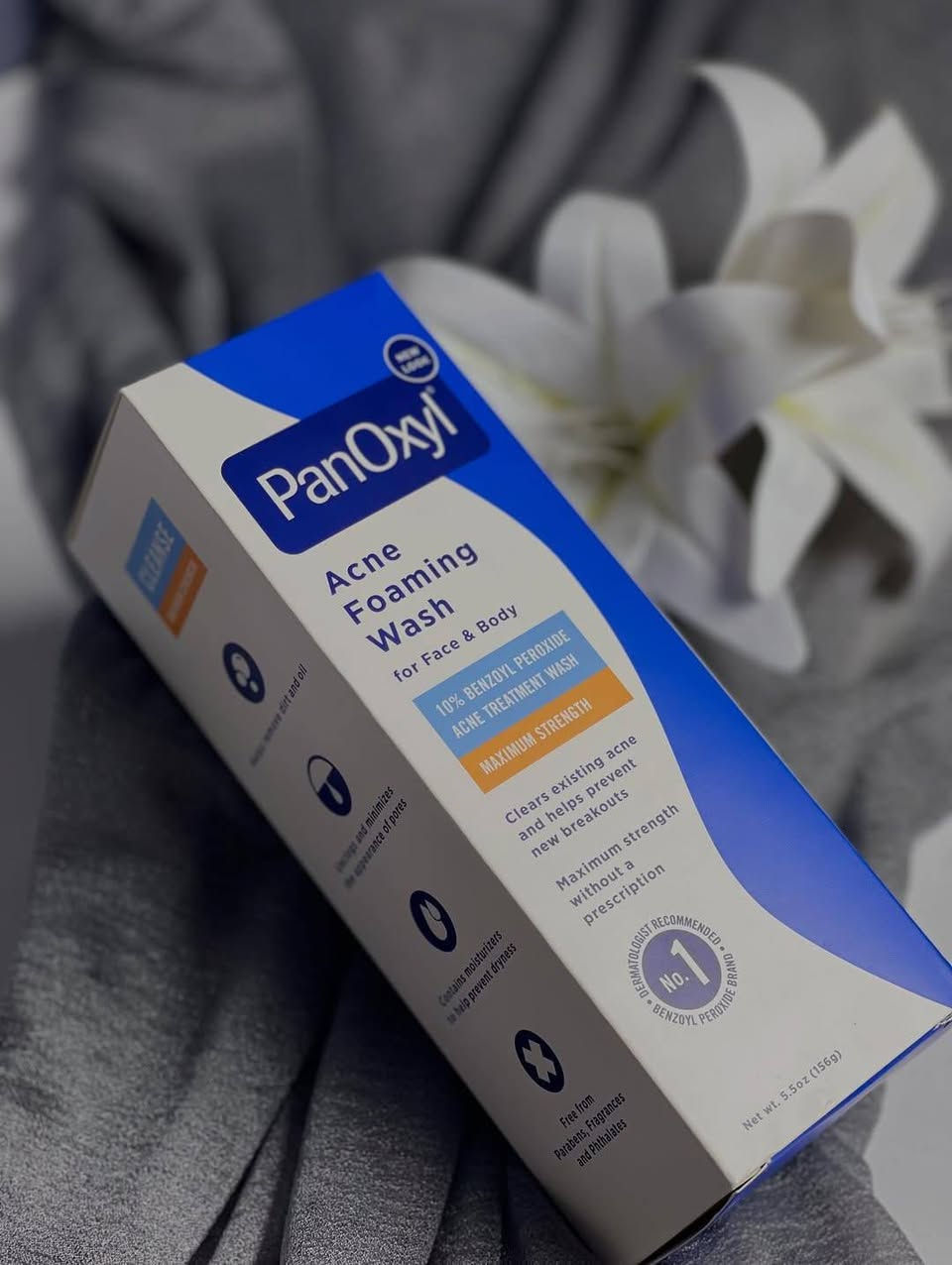 غسول بانوكسيل الاصدار الجديد 
10%‏Panoxyl wash
 -المختص بعلاج الحبوب بالوجه و الجسم(الظهر والصدر والايد) 

-الماده الفعالة هي البنزل بيروكسايد
البنزل بيروكسايد مفعولها علاجي للحبوب 
تقضي على البكتريا المسببة للحبوب 
يعقم البشرة وينشف الحبوب الي تطلع
بلاضافة لتاثيره على الحبوب
البنزل بيروكسايد يقضي على رائحه التعرق المزعجه لانه يقتل البكتريا المسببه لهذي الرائحه 
- يعالج الحبوب ، ويمنع ضهور الحبوب الجديده 
- يقلل البكتريا المسببه لحب الشباب ،و يقلل من تكون البثور 
- يساعد على تنضيف المسام 

 يستخدم  مرتين في الاسبوع الاول ، وثلاث مرات في الاسبوع الثاني  ويبقى الاستمرار عليه 3 مرات فقط في الاسبوع صباح او مساء للجسم او الوجه

#اكسبلور #اكسبلور_فولو #اكسبلور_expl:———————————————————————————
.
:
.
:
.
.
:
.
#اكسبلور #explorer #liker #project #skincare #مشروعي #اكسبلورر #اكسبلور_explore #أكسبلور #العراق #العراق🇮🇶 #الانبار #الأنبار #الرمادي #video #فاشن #فاشنيستا #لايك  #منشن #فولو #فولو_لحسابي #بشت #بشتات_مناسبات #عيد #فستان #مشاهير #يوتيوب #ترند #ترند_العراق⁩


**إذا كنت صاحب هذا الإعلان وتريد حذفه لأي سبب، رجاءا أرسل رسالة إلى الدعم الفني**