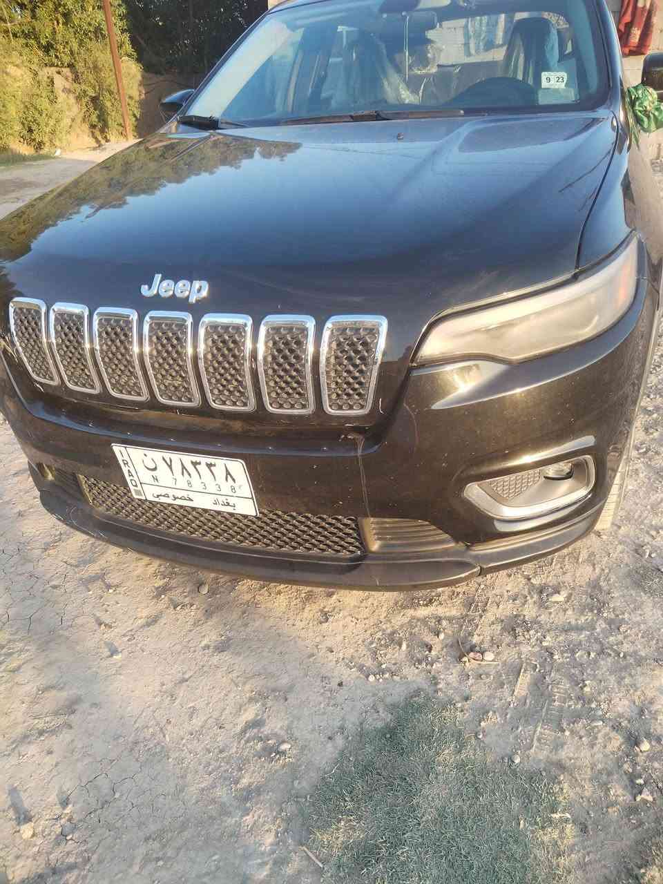 للبيع جيب شيروكي2019     رقم بغداد 
السياره كفاله حته الدعاميات 
السعر 140 وبيهه مجال
الشراي يتصل 
مكاني بابل                                 ***********
