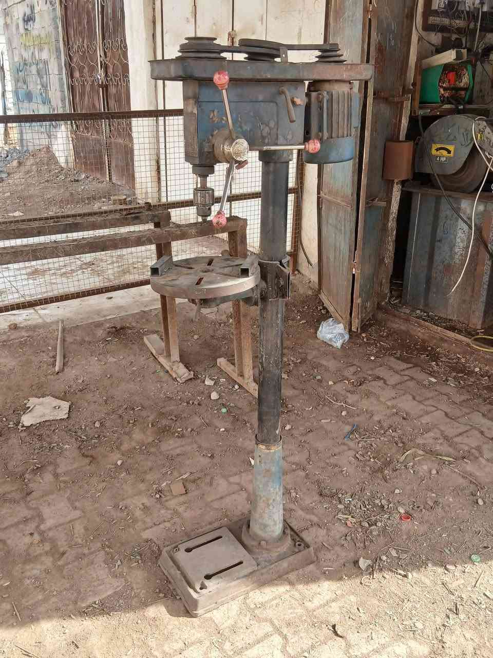 درين ثابت شجري قديم لقبق لفوك ضايع ولطوبه ملحومه  شغال عله فحص سعر١٥٠ بي مجال قليل ستفسار***********
