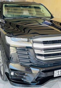 بيع فقط لاندكروز 2024 VX LIMITED لاندكروز بريم فول مواصفات vx تنفس طبي...