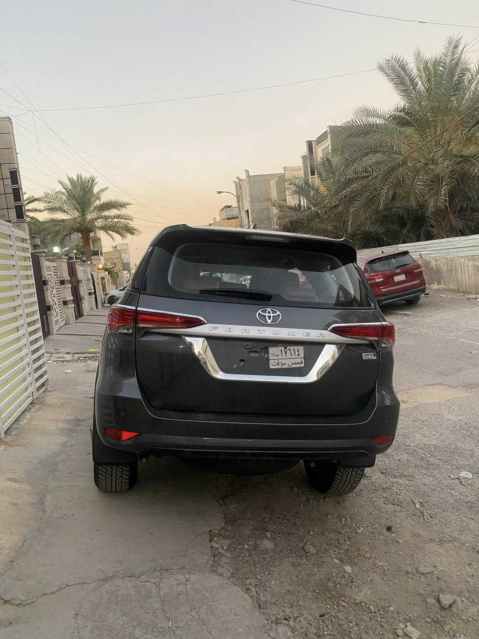 سياره للبيع فور جنل موديل 2023 رقم بغداد باسمي اني اشتريته زيرو ورقمته 7 راكب ثلاث قطع تبريد أربعه سلندر تو ويل محرك 2700 مكفوله كفاله عامه ماشيه 7000 كيلو متر مواصفات العاديه مال الفور جنل للبيع فقط ألون رصاصي السعر 295 $ للاتصال *********** السياره موجوده في بغداد شارع فلسطين
