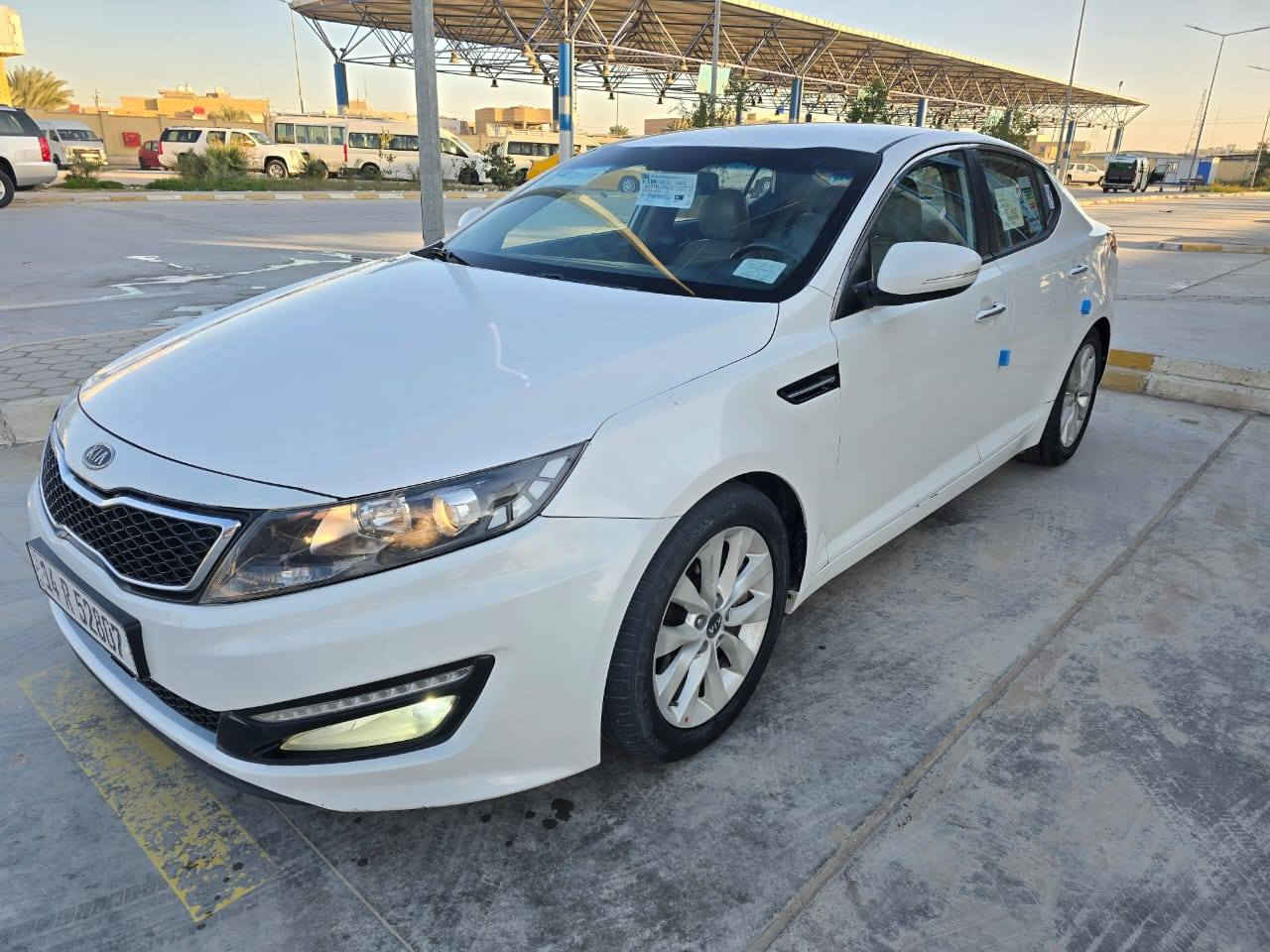 السلام عليكم كيا اوبتيما خليجي موديل ( 2014 ) سياره فول مواصفات واحد 1️⃣ على واحد 1️⃣ محرك 2400 دوش سيارة جديده وجاهزه مكفوله من الضربه والتبديل بيه صبغ الأبواب عل داير الخلفي جهة السايق اثر طخه مال ستوته شرط لا معجون ولا ضربه داخليه سياره جاهزه من كلشي كير مكينه حداديه تبريد تخم تاير كهربائيات رقم دولي انكليزي باسم ولد صديقي تحويل مباشر سنويه وهزه جديده للاتصال 
( ‭0780 741 2514‬ ) السعر ( 137 ) رجااا مو شراي لايكسر بحلال الناس
