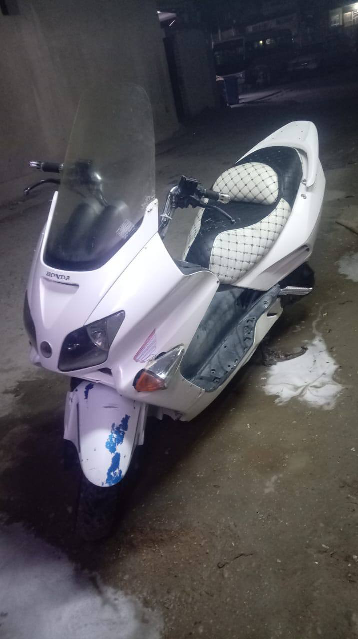 سلام عليكم فورزه للبيع متوازي كلش كلش دراجه تجفيت جديد وكهربايات كلهه شغاله خير من الله
عوزهه ترتيبات بصيطه مكاني مدينه الصدر بلعوره 
الشراي يتصل علرقم واني برسم الخدمه سعر 350 
وبيهه مجال متوازي ؟‏‪0783 854 2672‬‏
