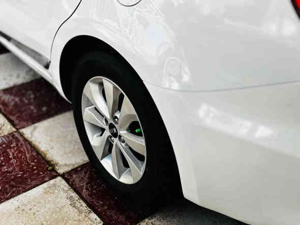 🚘 للبيع — كيا ريو خليجي 2016 / الشركة العامة الدولية

📌 حالة السيارة:

السيارة شرط أخت الزيرو ✔️

كفالة كاملة: الفتح • الضربة • الصبغ • التبديل

كير ومكينة حدادية بدون ملاحظات ⚙️

تبريد ❄️ + تدفئة 🔥 + كهربائيات بحالة الوكالة

استخدام شخصي من الشركة فقط

العداد: 80,000 كم حقيقي 🔢

شرط إسبير كامل وعدته موجودة 🧰

رقم بابل إنكليزي 🇬🇧

سنوية وهزّة جديدة 📄✨

💰 السعر: 120 ورقم — بيه مجال قليل للجاد فقط

📍 الموقع: الحلة / قرب العلوية الشريفة

📞 الاتصال: ***********
