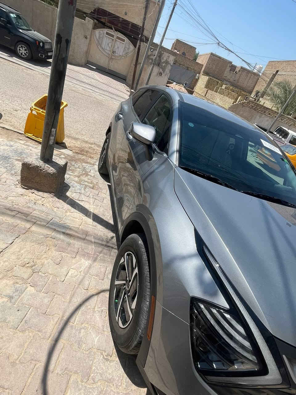 السلام عليكم
كيا سبورتج 2024
ماشيه 11 الف
وارد امريكي 
بيه ضربه بلبجم بيهه ع بارد مناك
وضربه بلصندوك خفيفه ع بارد بلعراق 
كير ماوس 
تبريد فول 
هايبرد (شحن وبانزين )
رصاصي 
سنويه لل 2031 
مكان ميسان 
الشعر 215 وبيه مجال للشراي 
***********
