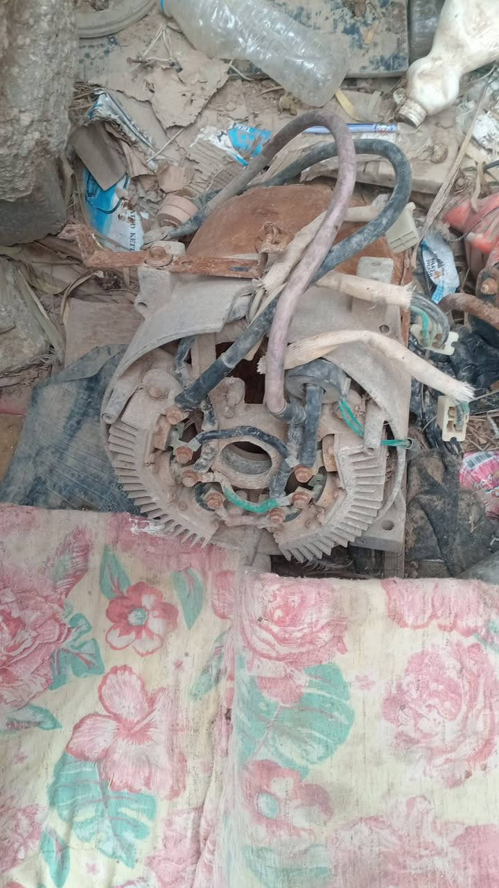 السلام عليكم
راس توليد ابو الحيم الأصلي
القديم شرط الباب الأول
للبيع ***********
