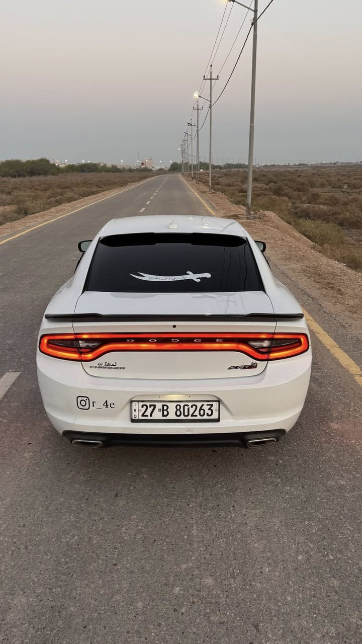 اللهم صلي ع محمد وآل محمد
السلام عليكم 
جارجر sxt بيع او مراوس 
محدثة كت SRT
مديل 16 وارد كندي داخلة كفال وبل عراق بيهة حادث جاملغ وبنيد محدث 
السيارة تو ويل 
محرك 6 سلندر 3600
رقم ذقار بسمي السيارة 
موصفات
كشنات تدفئة
شاشة كبيرة
كامرة خلفية 
تحكم ستيرن جهتين 
مثبت سرعة 
كير 8نمر طيارة 
تخم تاير جديد 
حدادة امامية خلفية جديدة 
ماشية 142الف 
ملاحضة /يوجد بعض الرصعات والخدوش 
السيارة نضيفة وجاهزة تدفئة وتبريد  مكفولة مكينة وكير مال جناي متعوب عليهة ومابيهة اي نقص السعر 165وبي مجال  مكان السيارة البصرة الرقم /*********** اي ستفسار اتصل
مكلف بل نشر
