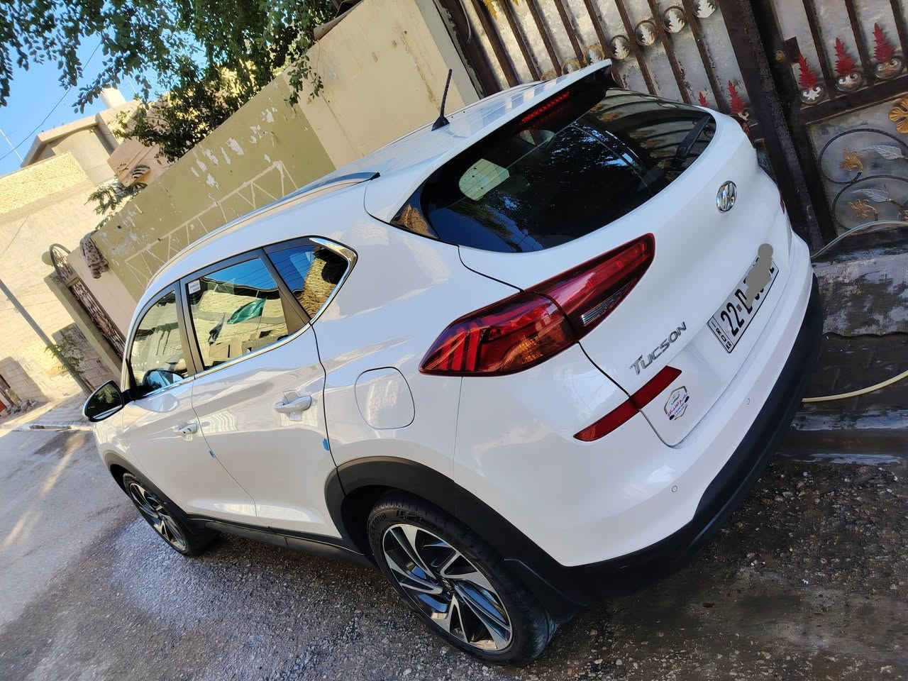 توسان 2019 خليجي
ماشيه ٩٦
بصمه
شاشه جبيره 
كراسي كهرباء 
لد امامي 
رقم اربيل الجديد قبل سبوعين مجدد سنويه ولوحات 
 تريد وكاله او مداور 
كفاله عامه السياره على وضع الشركة 
مكاني نجف 
السعر ١٩٥ قفل 
غير متواجد عل فيس
***********
