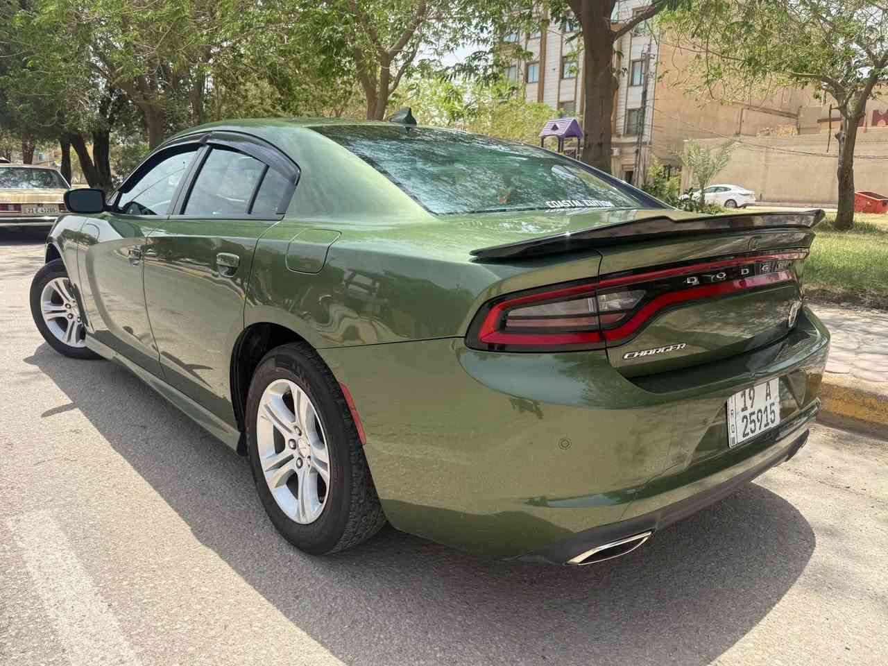 دوج جارجر 2023
صبغ جاملغ وبنيد 
٦ سلندر ٣٦٠٠
ماشيه ٢٩ الف ميل 
رقم كربلاء 
السعر ٢٢٨$ بيع فقط 
السياره موحوده بكربلاء 
*********** كربلاء, العراق

