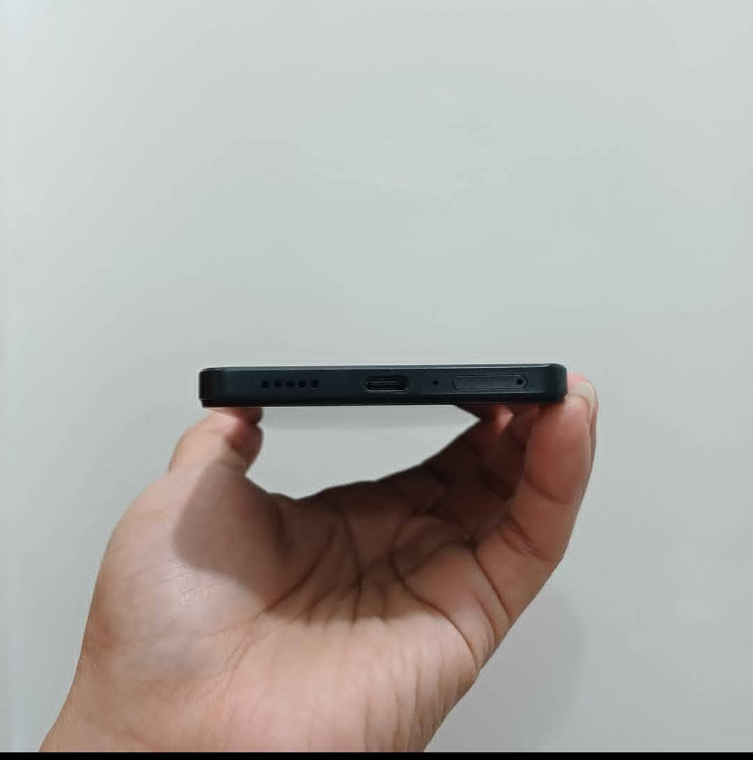 بوكو 𓂀X5 5g

            ذاكرة 𓂀256  
    
                كامل ملحقات 𓂀
        
                              السعر 230  𓂀


**إذا كنت صاحب هذا الإعلان وتريد حذفه لأي سبب، رجاءا أرسل رسالة إلى الدعم الفني**