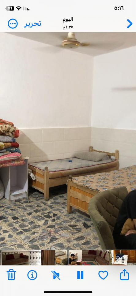 السلام عليكم بيت للبيع زراعي بلبديات خلف جامع الجوادين 
195 متر للتواصل ***********
