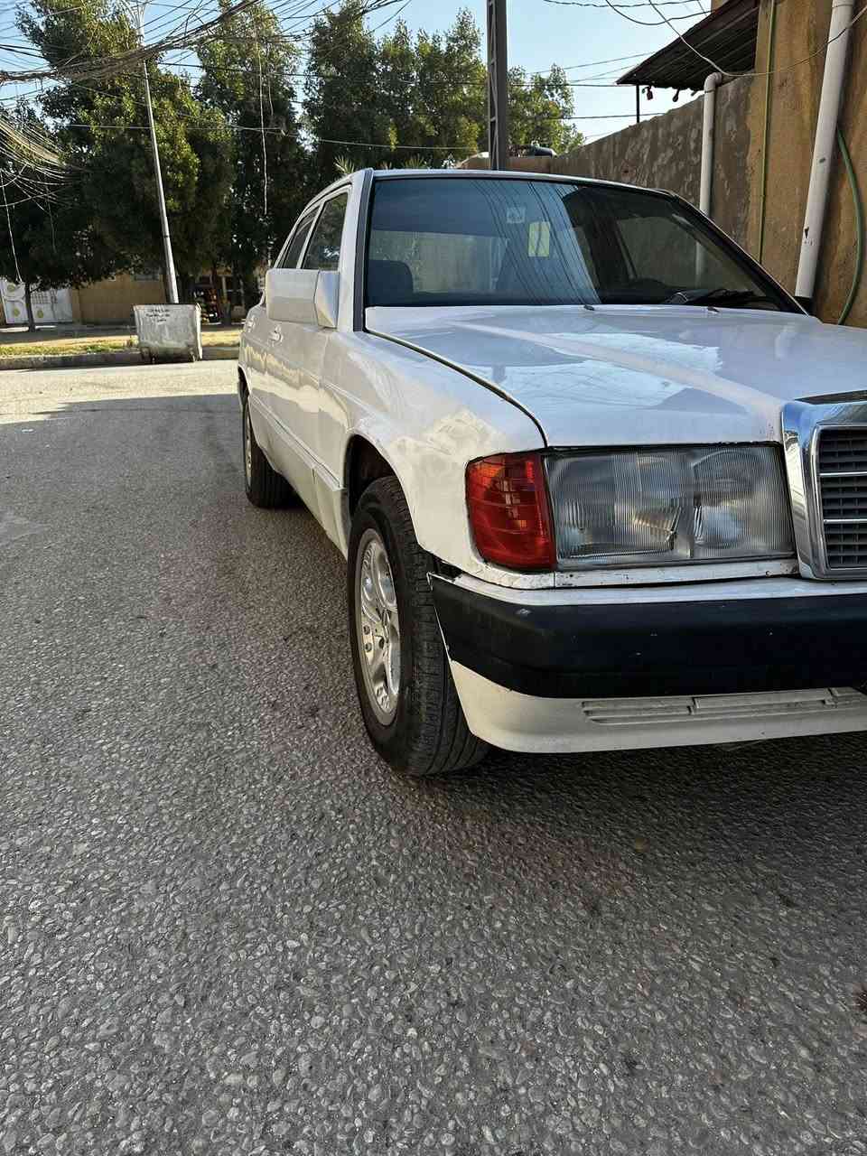 للبيع مارسيدس طيارين موديل 1992
رقم كربلاء الاماني 
مكينه وكير ونجي كفاله السياره جاهزه من مكينه كير حداديه تخم تاير السياره مابيها اي حادث السعر( 38 )بيع سريع جوه السوك 
مكاني كربلاء ‭0777 385 6277‬
