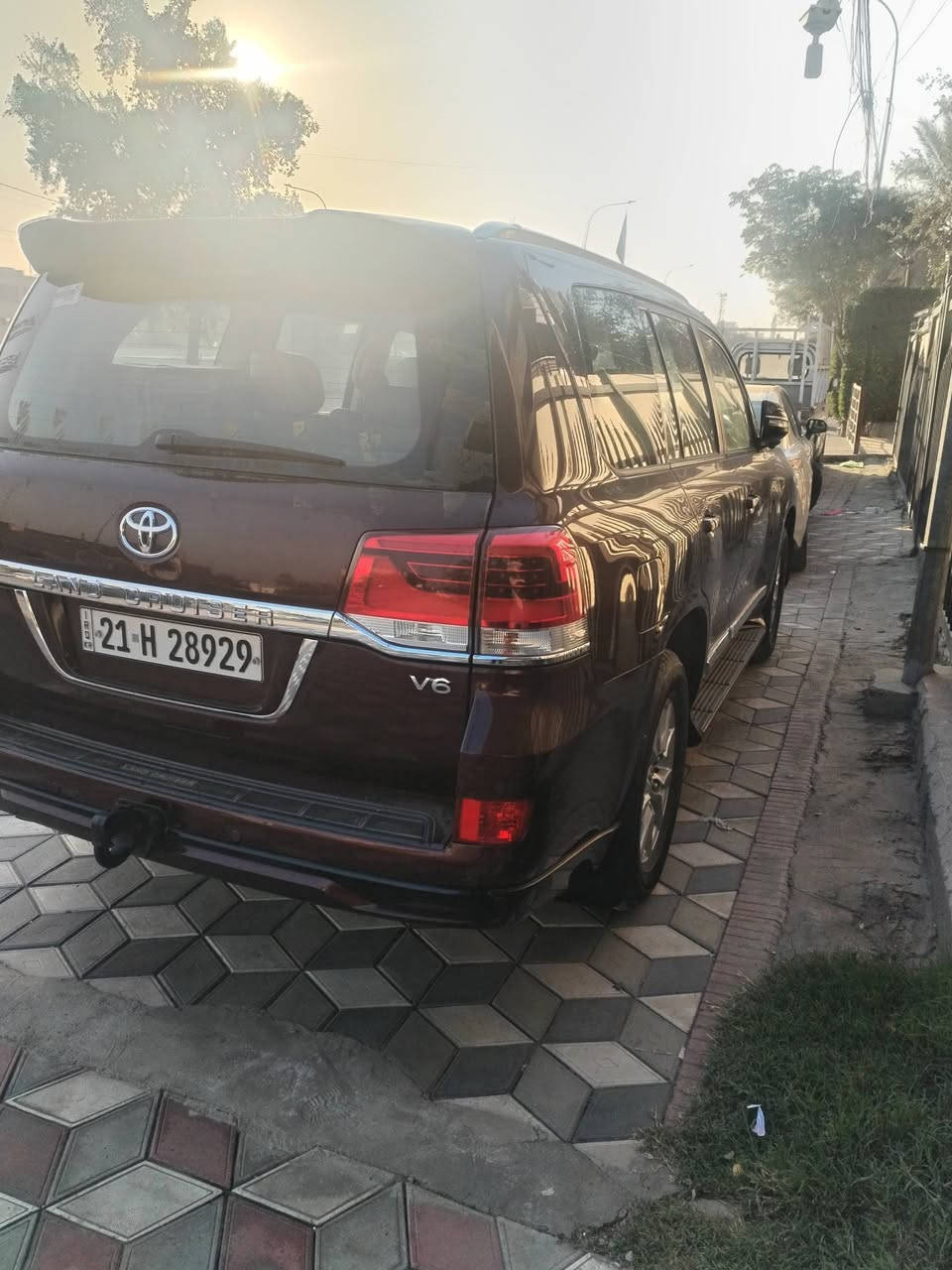 سلام عليكم ورحمة الله وبركاته لاند كروزر مديل ٢٠١٧ السعر ٤٣٠مكفول كفاله عامه فول مواصفات لون عنابي ***********
