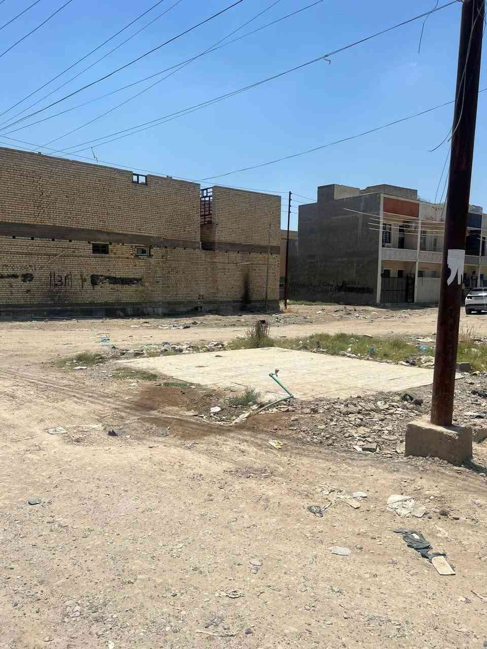 مكلف بالنشر من صاحب القطعه حصريا
سلام عليكم قطعه ارض للبيع في السريدات القديمه بالربع الرابع 

نوع العقار زراعي سند 25 تحويل باسم المشتري 

مساحه الارض 140متر ركن على شارعين

نفس ما موضح بالخريط في المنشور 

القطعه قيناس الابعاد تختلف من كل الجهات 

خدمات متوفره ومدفوعه 

القطعه مستقبل كلش حلو راح يصير مقابيله شارع سايدين

لمعرفه السعر والتفاصيل 

اتصل على

***********
