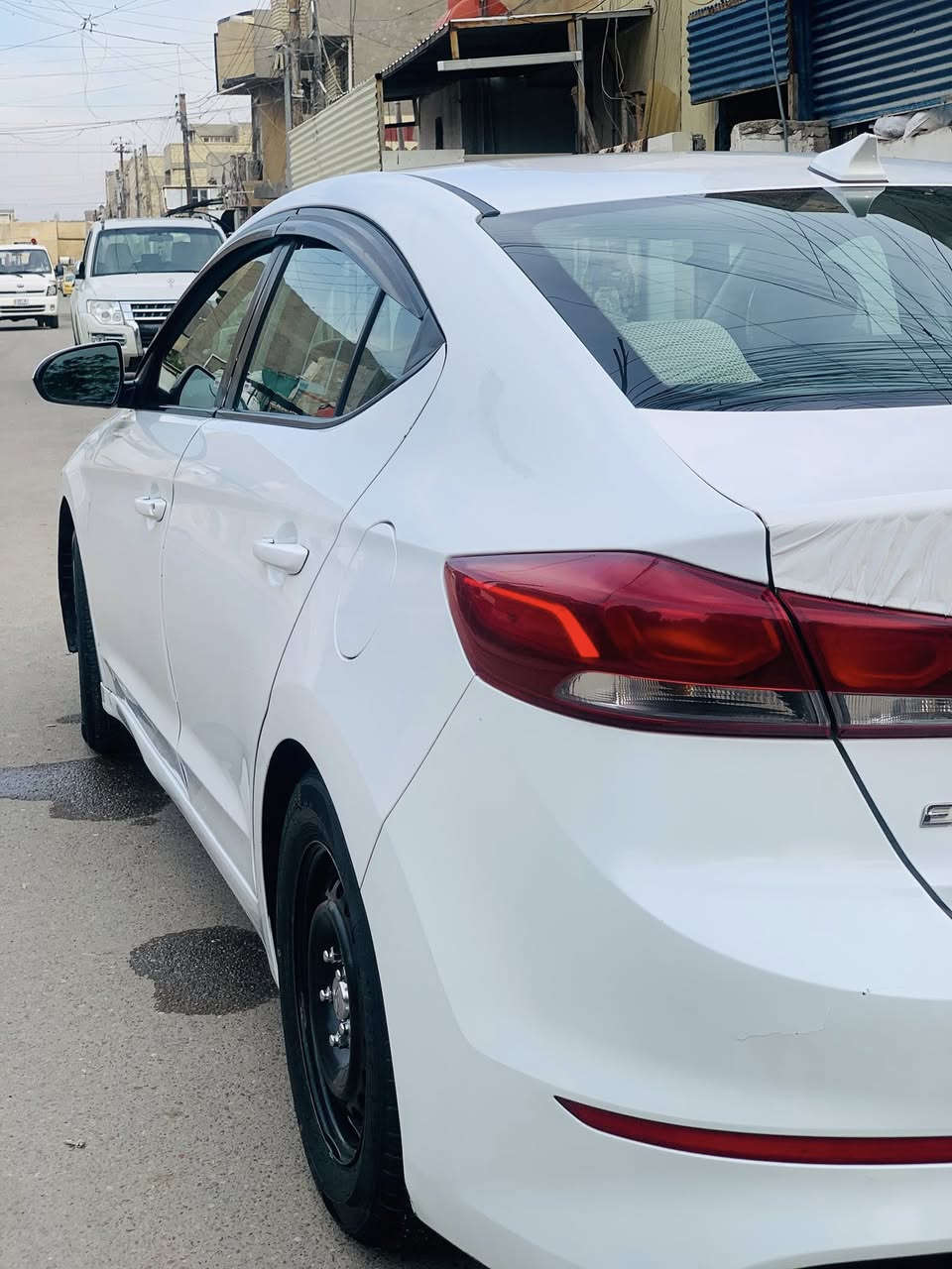 سلام عليكم النتره مديل ٢٠١٨ البيع حادثه جاملغ وشويه بل بنيد وبيه بارد بل باب السايق سياره نضيفه وسعر ١٢٥وبي مجال مكاني بغداد حي العامل الرقم الهاتف:***********
