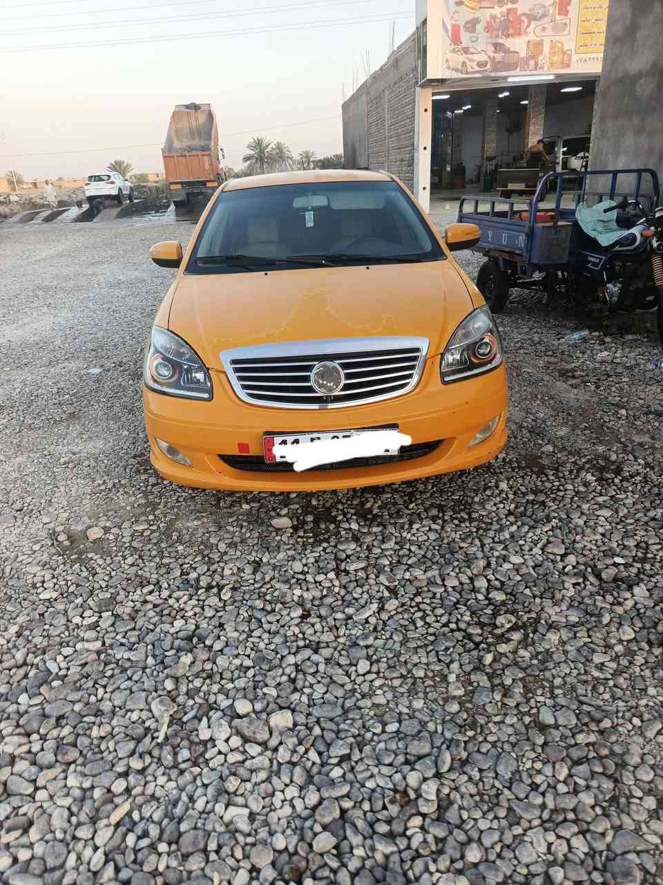 سلام عليكم ورحمة الله جيلي موبل2013رقم بغداد   محرك وكير خير من الله صدر امامي خلفي جديد منضومت زنون شمسي  كهربايات كله شغال   بيه طخه  باب السايق ومصلحه كلشي بيه نضيف  وبأسمي   لسعر 55 وبيه مجال قليل مكان السياره الديوانيه عفكك
‏الستفسار كثر التصال على الرقم ***********
