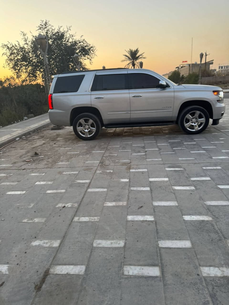 تاهو للبيع موديل 2016 هايي صور الماشر صبغ Ls خليجي ماشية ١٤٧ باسمي بيه كتاب تضليل 80 بلميه سياره حلوه جديده كلشي مناقصه السعر 270 ورقه السياره جديده جدا بسم صاحبه بغداد البليديات هذا رقم الهاتف صاحبه ‭***********‬ اني مكلف بلنشر اتصلو على صاحب السياره

