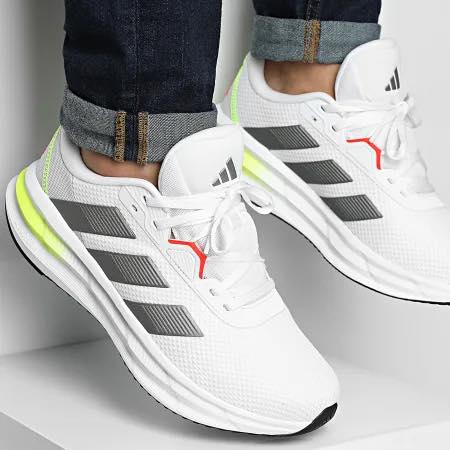 وكاله جديد غير متسخدم سعر 85 الف
42

قدم26.5

***********

توصيل جميع انحاء العراق
