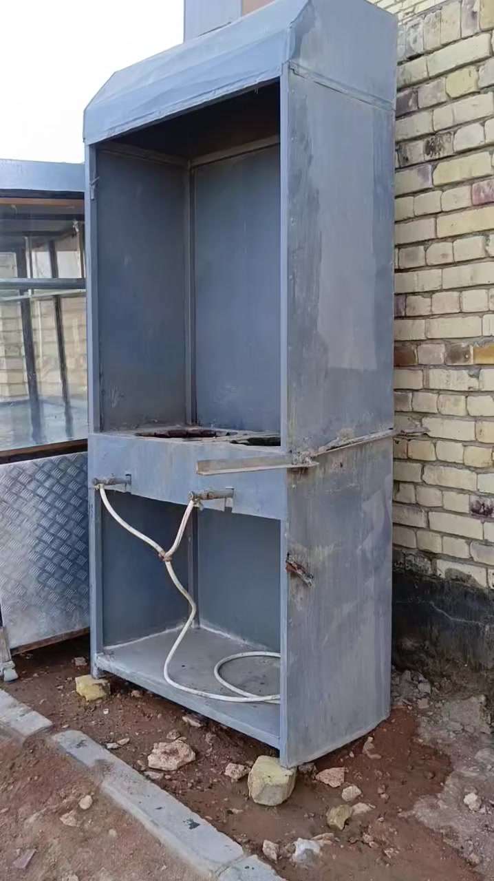 سلام عليكم طباخ وجام خانه للبيع اتصال على ***********
