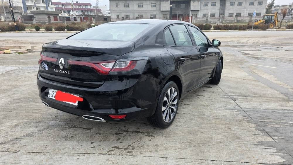 ڕینۆ مێگان 2023 مواسەفات 
بێ بۆیاخ ، بێ لێدران، بێ تەعدیل، شوخت. سفری شریکەی موهەندی هەولێرە.
سعر / 119 ورقە
۰۷٥۰۱٥۱٦۳۱۷ 
بزوێنەر: ١.٦ لیتر، ٤ پستۆن 
• گێڕ: ئۆتۆماتیک
• ڕۆیشتوو: [ 40]هەزار کم 
• ڕەنگ: ڕەشــــی قەتران
تایبەتمەندییە گرنگەکان:
•خەلیجی سفری شەریکەی موهەنەد
• شاشەی گەورەی لەمس (Touch Screen)
• کامێرای دواوە و حەساسی دواوەی.
• لایتەکانی LED ڕۆژ و لایتی تەم
• کوشنەکان: جەلد
• سیستەمی جێگیرکردنی خێرایی (Cruise Control)
• سوکان ڤۆلیۆم و بلوتووس (Bluetooth)
• جامەکان و ئاوێنەکان کارەبایین
•سندوق کارەبایی
ویل کەپی بیلادی شریکە
سوکان ڤۆلیۆم ،تحدید سورعە، دبڵ گێر. 

دۆخی ئۆتۆمبێلەکە:
• ئۆتۆمبێلەکە زۆر پاکە و وەکو نوێ وایە ، سفری شریکەی کوردستانە.
• بێ بۆیاخ و بێ لێدران
• هەموو کارەباییات و مەکینە و گێڕی بە شەرتە
•سەنەوی و ژینگە و ڕێگاوبانی تازەیە تا ٢٠٢٩ 
•بەشەرتی تەحویل و غەرامە و وەکالەت
• شوێن: ڕانیە
•
ژمارەی خاوەنی 
 ۰۷٥۰۱٥۱٦۳۱۷

سعری 119 وەرەقە و مەجالێکی کەم رانية, السليمانية


**إذا كنت صاحب هذا الإعلان وتريد حذفه لأي سبب، رجاءا أرسل رسالة إلى الدعم الفني**