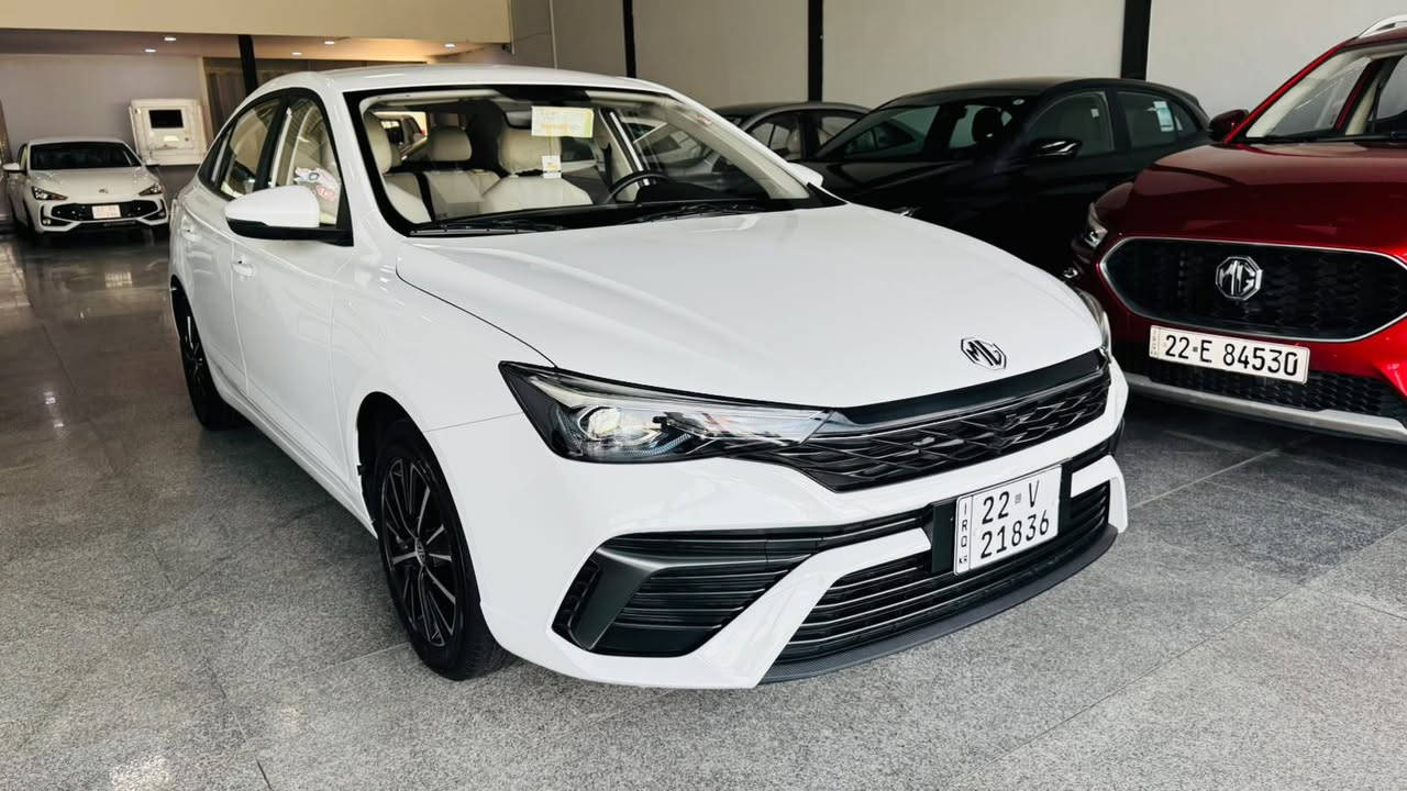 بسم الله الرحمن الرحيم
MG5 plus 
Comfort 
2025
***********
***********
ته نها 11 هه زار رؤيشتووه 
بئ صبوغ بئ سارده كوت 
مواصفات 
بصمه 
شاشه گه وره 
گيچ الكترونى 
بريك بصمة 
أوتو هولد 
ناو سپى 
سوكان ڤوليوم 
تعديل سرعة 
لايت ليد و زينون 
بگ لايت ليد 
ويل كروم 
ئاويته إشاره ت 
Bluetooth 
USB 2
Apple car play 
Auto Android 
حساس دعامى دواوه 
زؤر مواصفات تر......
