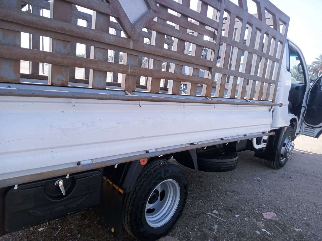 كيا فحل مسكر خليجي 17باسمي بصره مكفوله ضربة وصبغ تخم تاير مكيمه گير تمام...138$مع المجال... اتصل ***********
