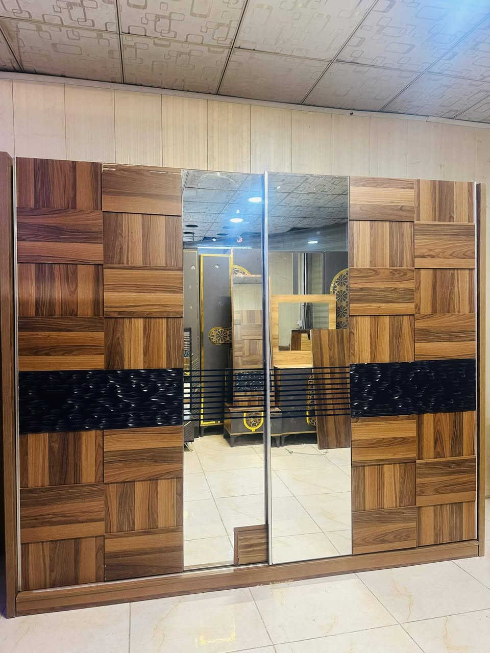 للبيع مع نقل وشد اسعار مناسبة عليها تخفيضات تواصل خاص


**إذا كنت صاحب هذا الإعلان وتريد حذفه لأي سبب، رجاءا أرسل رسالة إلى الدعم الفني**