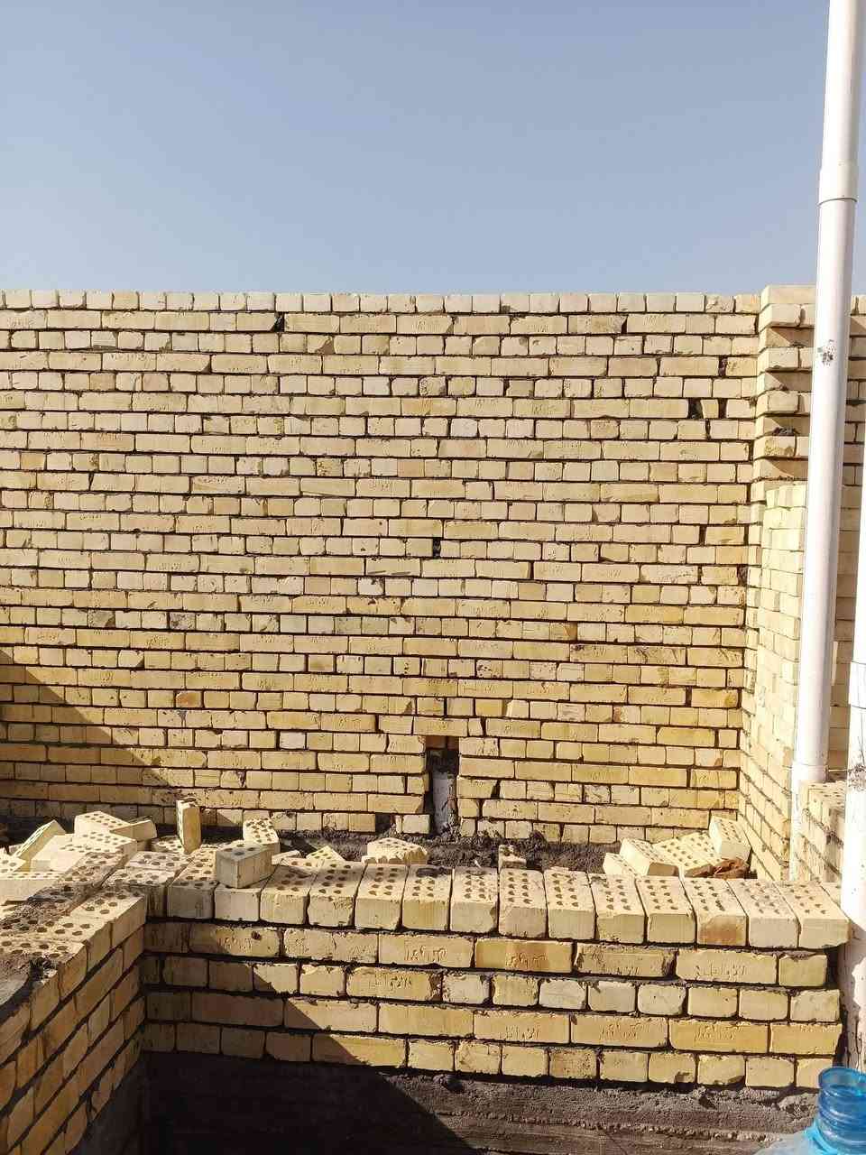 خلفات بناء درجه اولى وزن مضبوط ونظافه *********** يوجد بي واتساب
