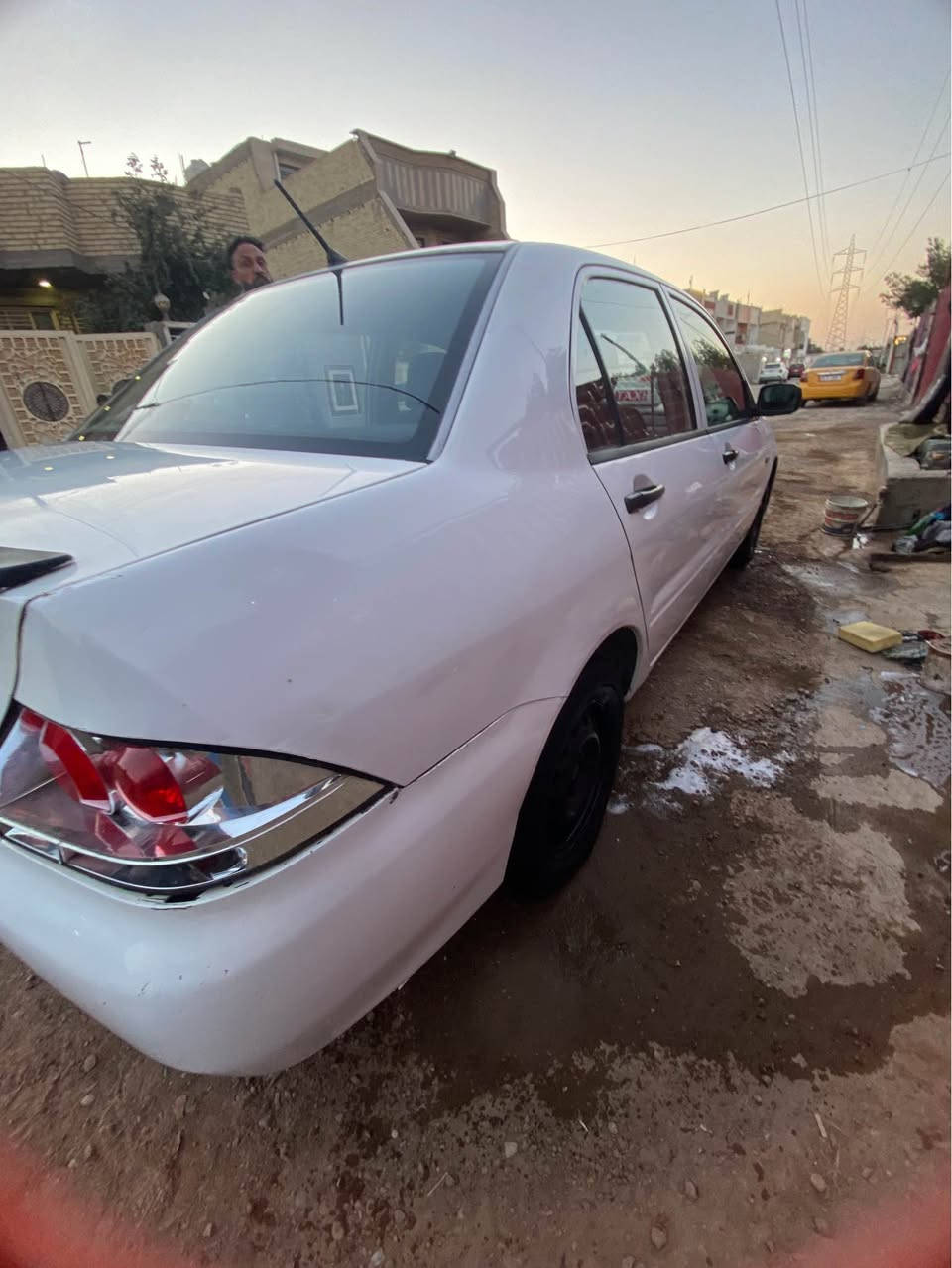 السلام عليكم متسيوبيشي لانسر للييع رقم شمالي موديل 2007السعر 75ورقع وبي مجال الاتصال على الرقم ***********مكان السياره بغداد الدوره بغداد, العراق
