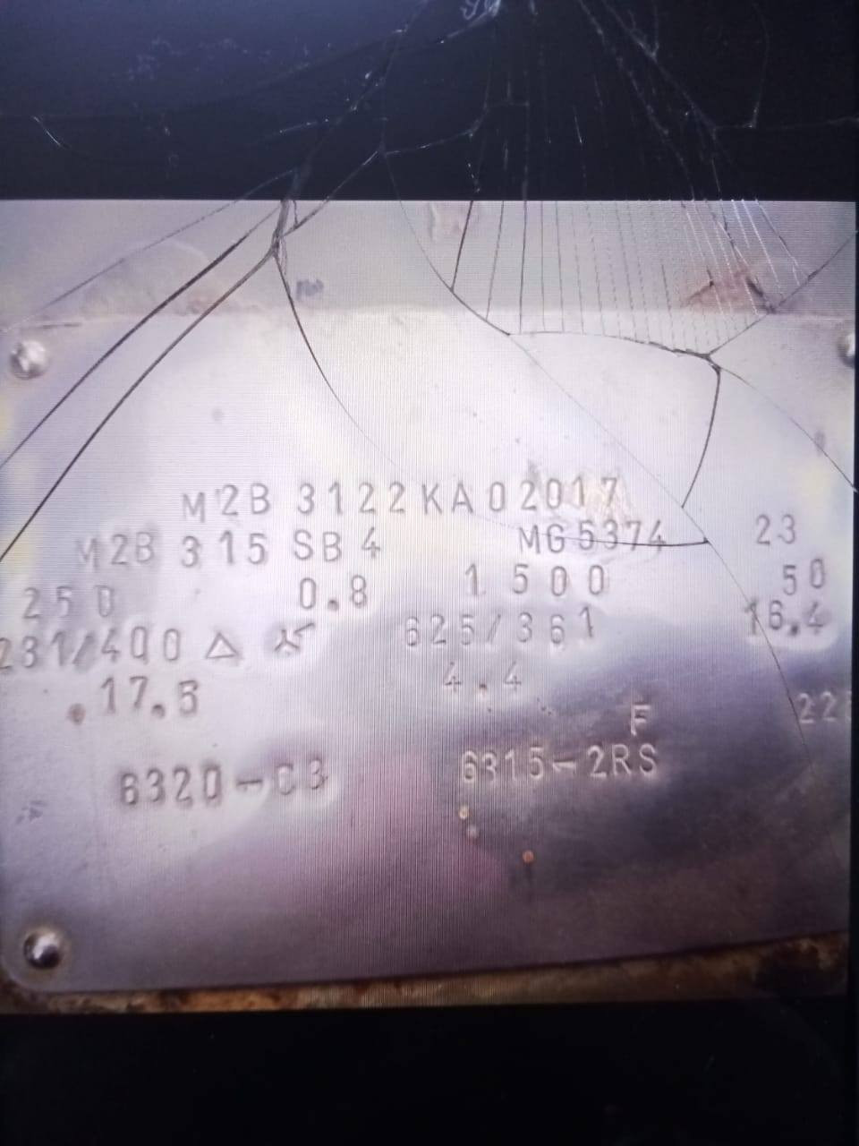 مولدة الماني 
٢٥٠ كي في 
ديزل 
١٢ بستن 
ساعات العمل ٩٠ ساعه فقط 
سعرها   ١٠٠٠٠ $ و بي مجال
 ماخذها ٢٥٠٠٠$ سابقا
للتواصل بلخاص


**إذا كنت صاحب هذا الإعلان وتريد حذفه لأي سبب، رجاءا أرسل رسالة إلى الدعم الفني**