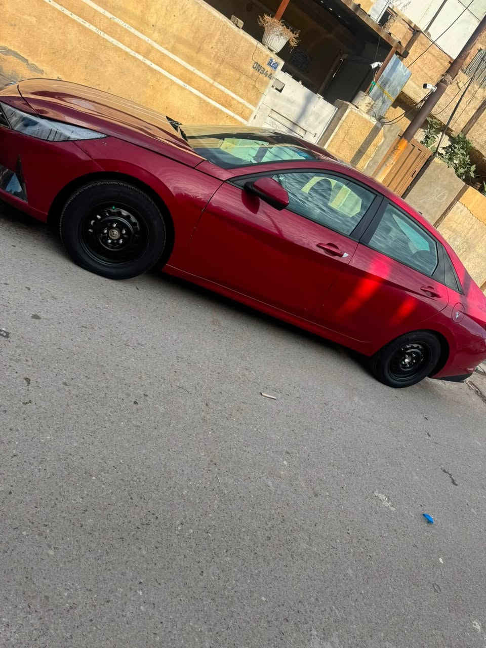 النترا موديل ٢٣
سياره مواصفات  شاشه متصل تحديد مسار تحديد سرعه ستيرن ذاتي بريك ذاتي سايد بريك كهرباء رادار امامي خلفي جانبيات كير مكينه كفولات تخم تاير ويل جديد سياره بااسمي تحويل ثاني يوم 
سياره بدون تبديل ليبل واحد نص بنيد صبغ وبيها بارد بين البابتين 
مكان بغداد الدوره
ال$١٤٥وبيها مجال 
***********
