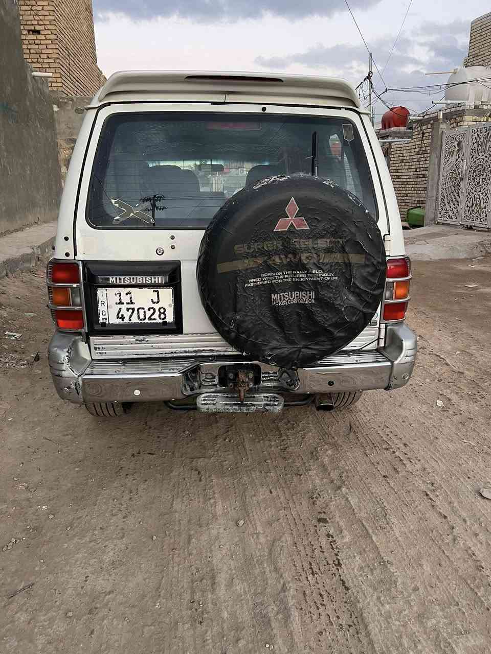 السلام عليكم باجيرو البيع موديل 2000سياره جديده ومكفوله كير مكينه حداديه تخم تاير كلشي شغال بيه رقم وهزه جديد بسمي تريد وكاله تريد تحويل مكان بابل الحمزه الغربي سعر 73وبيه مجال ***********//***********
