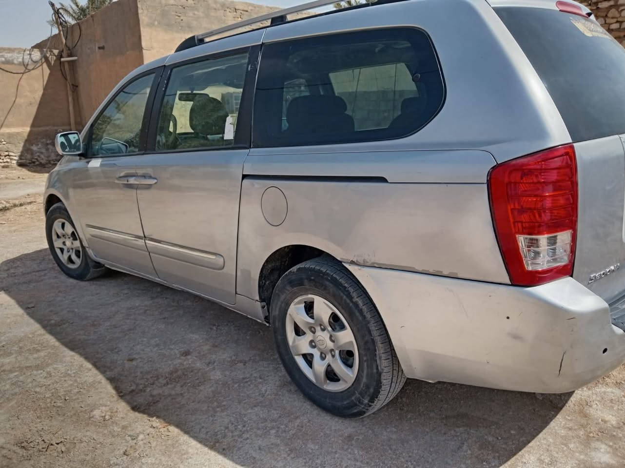 سيدونا ٢٠٠٦ مكينه ٣٨٠٠ سنويه لل٢٧ كهربائيات شغاله تبريد شغال قطعتين صبغ
السعر ١١٠ $ وبيها مجال 
***********
