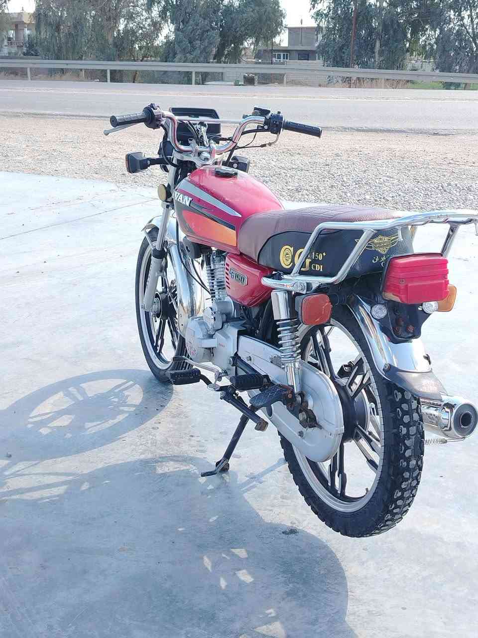السلام عليكم سيفان 22 شكل 23 دراجة بلاديه كامله اي نقص مابيه عنوان ديالى كنعان باقي التفاصيل خاص او تصال على رقم ***********⁩
